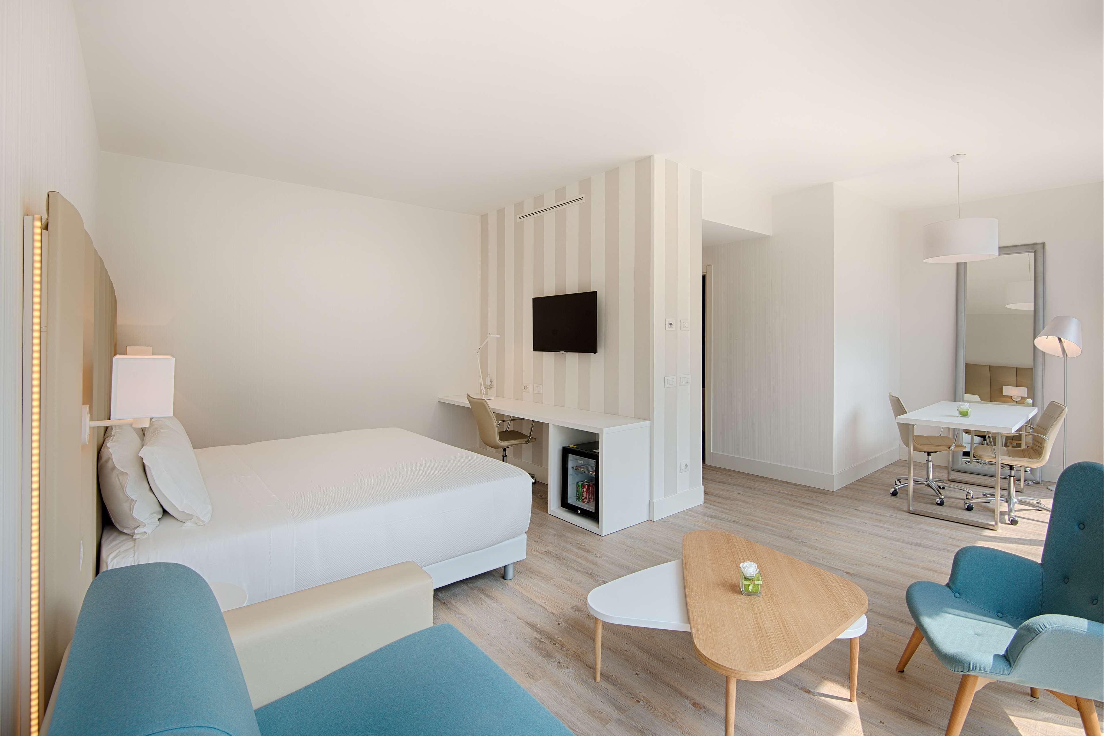 Hotel Nh Trient Exterior foto